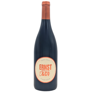 bottle of Ernst Grouws Pinot Noir